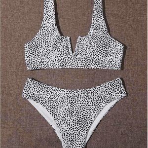 Dalmatian V Wired Bikini Swimsuit